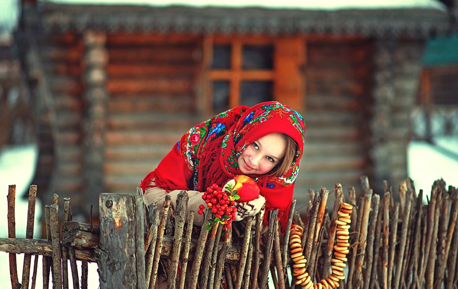 Sexy girl Women in Slavic costumes in Niteroi
