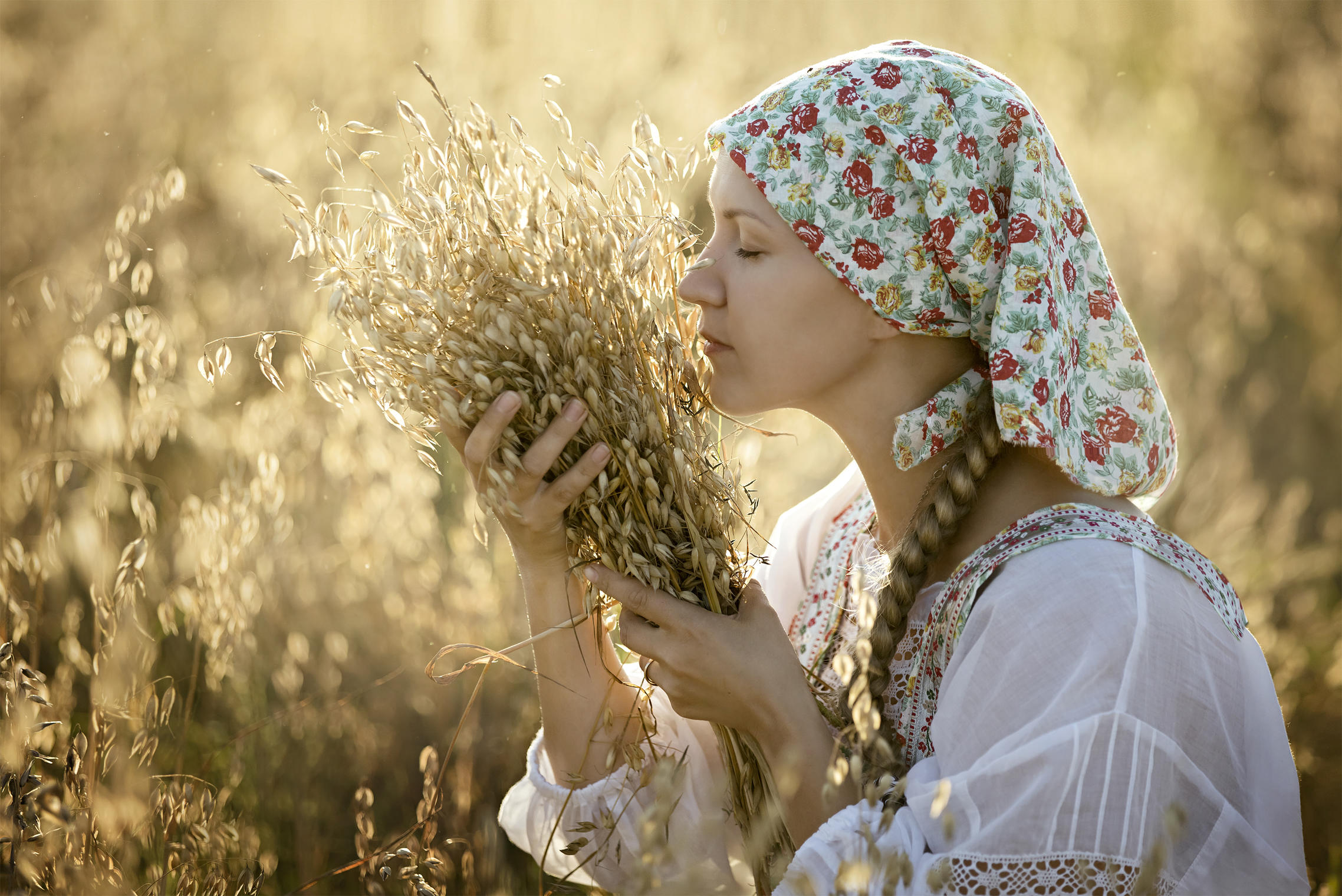 Photo Women in Slavic costumes in Niteroi