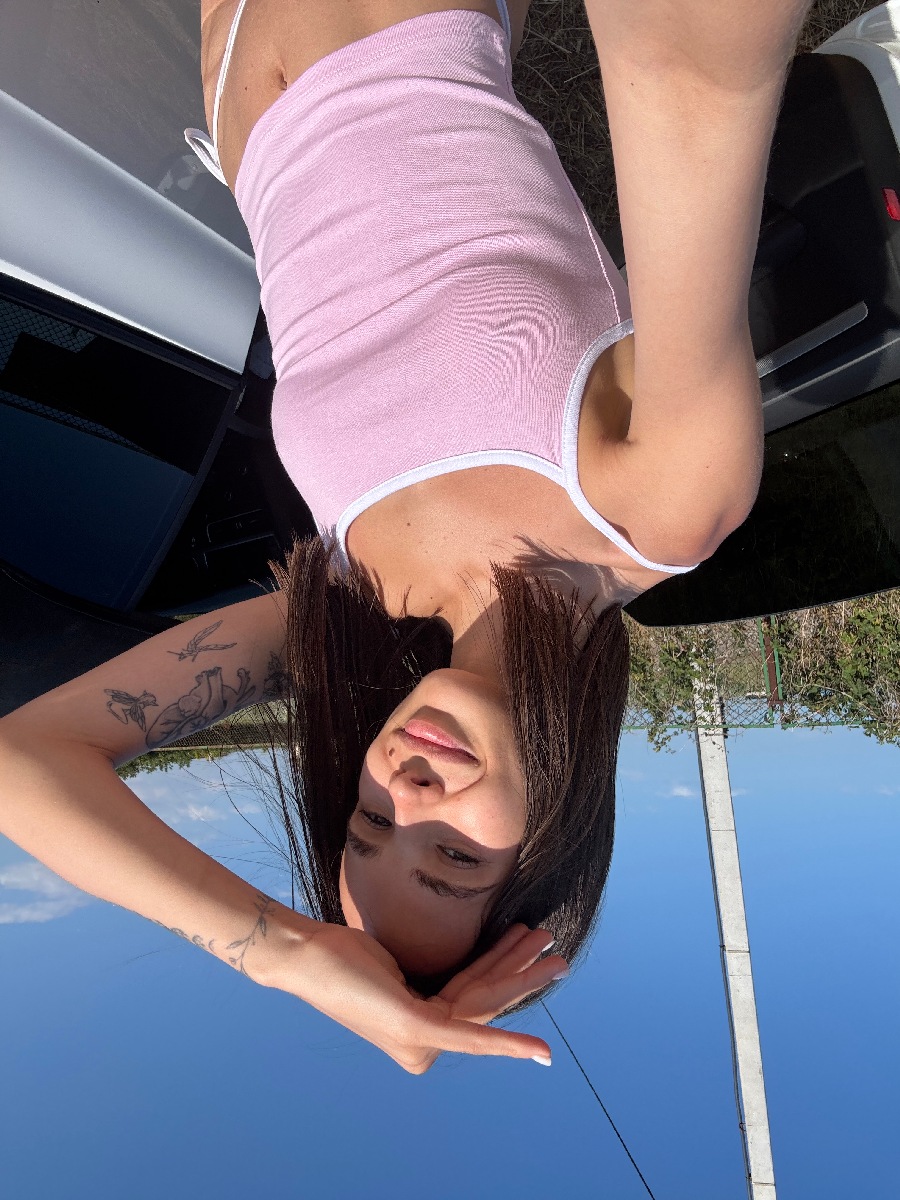 Sexy model Tina in Niteroi